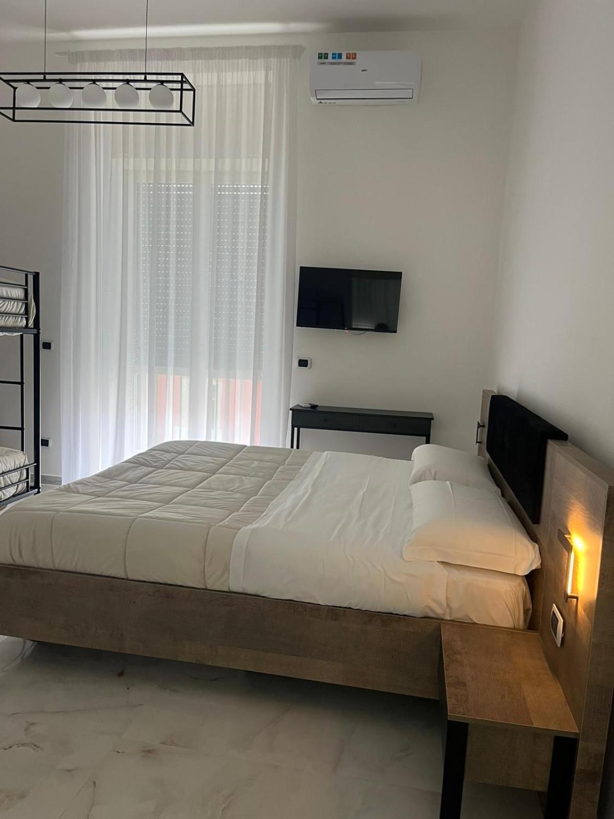 B&B Garibaldi Road Naples Luaran gambar